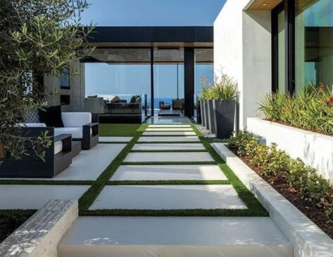 Design Trends for Residential Buildings with Rooftop and Infinity Pools